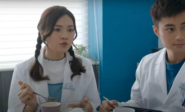 在《你好，我的大夫》中擔當重要一角。