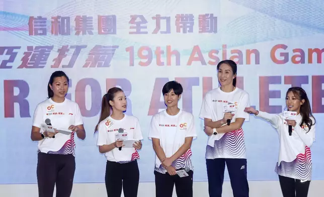 奧海城與HOY TV昨日一同舉辦「亞運開幕全城睇」前哨派對活動。