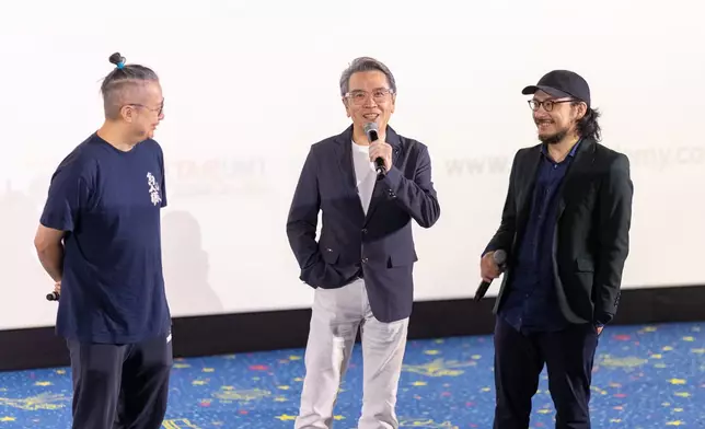 John哥特別請觀眾要留意在戲中演出的臨時演員。