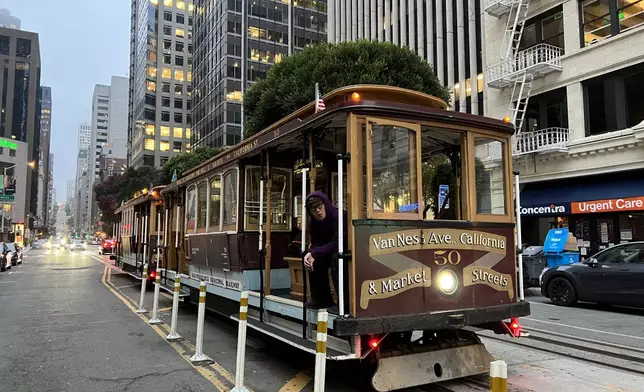 演出完之後， Eason留於溫哥華過中秋，跟當地好朋友聚舊。