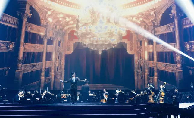 李克勤於澳門倫敦人與澳門管弦樂團舉行一連四場《我們的交響樂演唱會》。