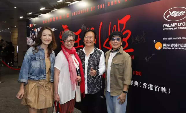 一眾圈中人到場先睹為快。