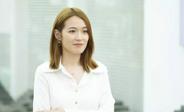 飾演蘇菲嘅蔡潔係一名失婚女強人。