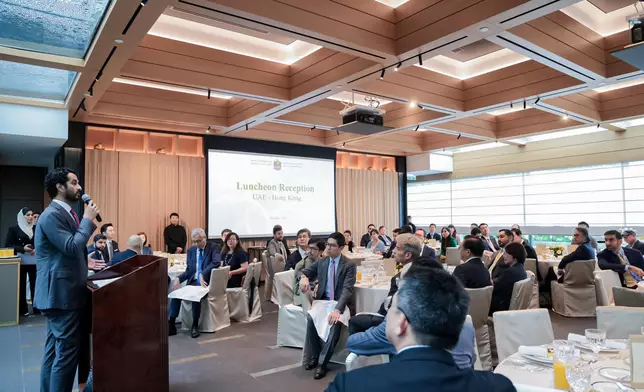 林定國獲阿聯酋經濟部長Abdulla Bin Touq Al Marri邀請，代表特區政府出席午宴。 林定國Facebook圖片