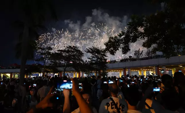 巴士的報記者攝