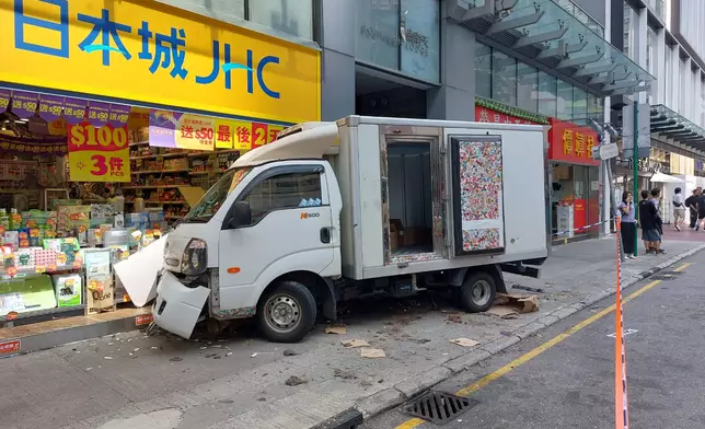 巴士的報記者攝