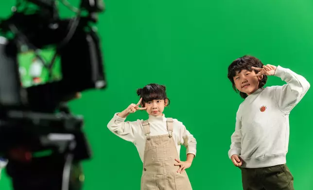 Kakaball表示今次拍攝短片很好玩，因為可以跳舞！