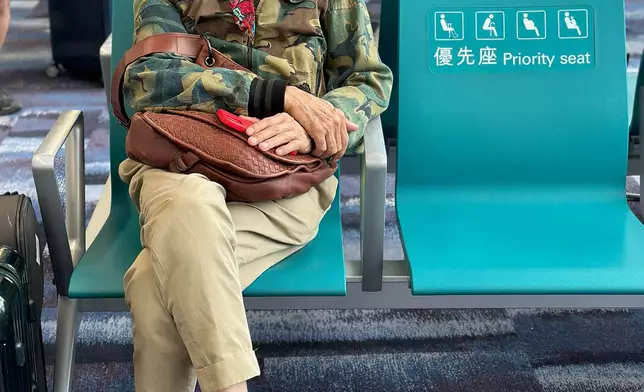 家英哥十分帥氣