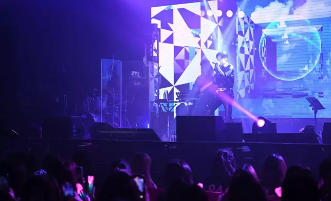 崔珉起（REN）10月22日晚在九展Music Zone舉行演唱會（主辦單位提供圖片）