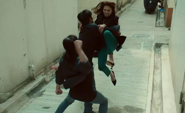 娜姐啲打戲確係有台型。