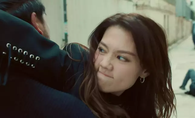 娜姐啲打戲確係有台型。