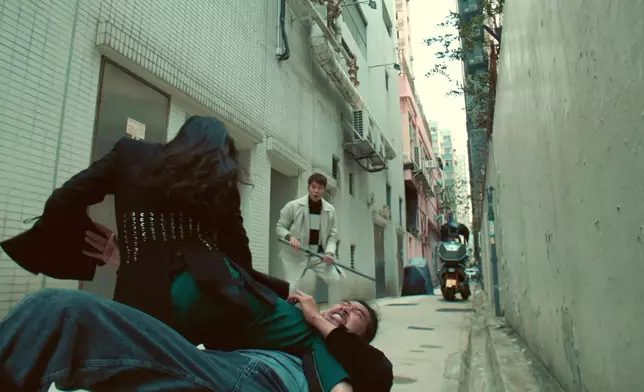 娜姐啲打戲確係有台型。