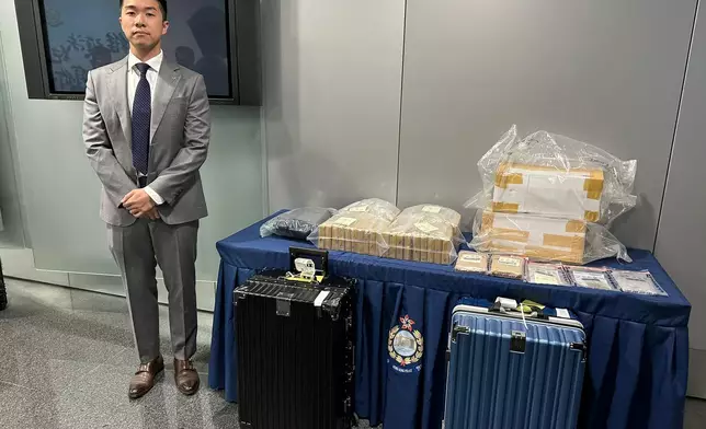 警方檢獲懷疑海洛英及約懷疑大麻花，總市值共約1100萬元 (警方圖片)