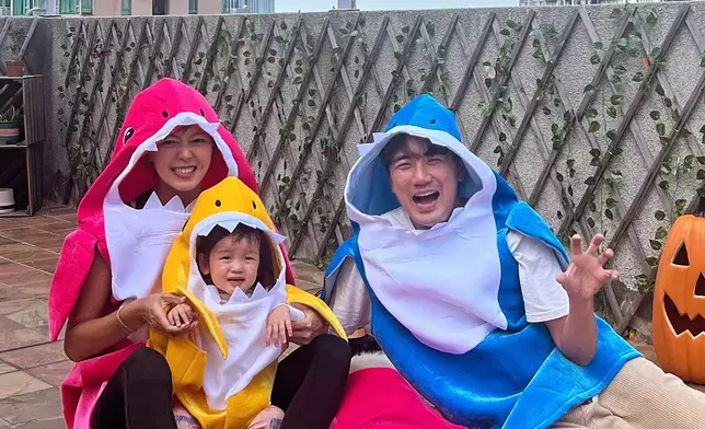 洪永城（Tony）與太太梁諾妍（Inez）2018年奉子成婚，誕下女兒Amber