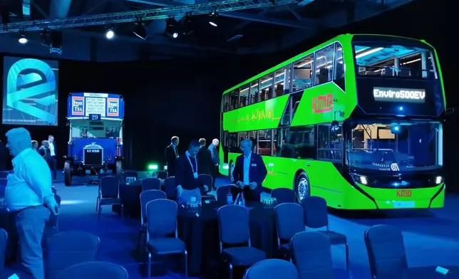 九巴的亞歷山大丹尼士Enviro500EV目前正接受運輸署嚴格的車型及性能測試，經署方批准後便可以服務市民