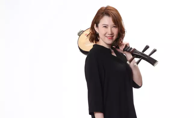 樂團柳琴兼小阮首席葛楊