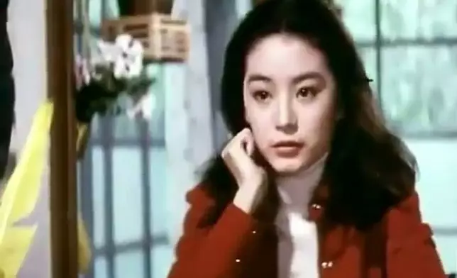 《楓葉情》由林青霞與鄧光榮主演。