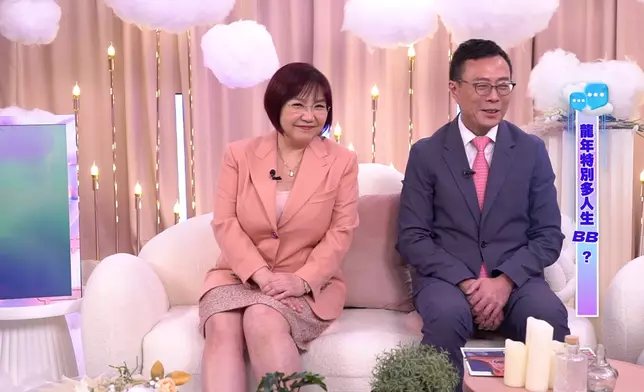 玲玲師傅透露明年龍年會較多人生B。