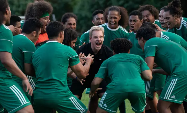 電影 《一球翻身》改編自球壇大癲真人真事。