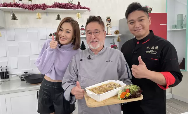 朱智賢首度主持HOY TV烹飪節目《開飯啦聖誕》。