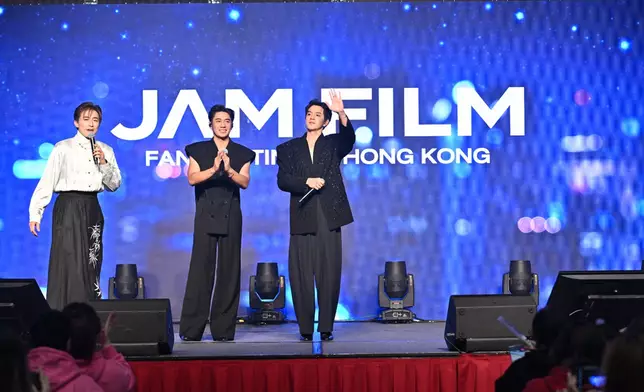 憑BL《斷袖之戀：深宅紳士》爆紅的泰國男星Jam Rachata（陳耀傑）及Film Thanapat（宋君浩）1月20日在九展舉行《JAMFILM 1ST FAN MEETING IN HONG KONG》粉絲見面會。