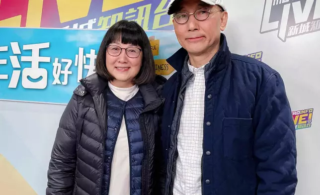 盧冠廷與太太唐書琛