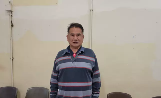 范先生擔心家中的禦寒物不足，便決定前往避寒中心。