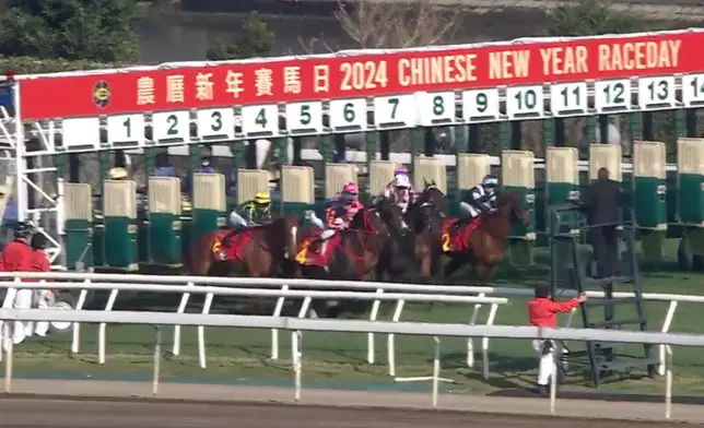 農曆新年賽馬日在沙田馬賽舉行。 HKJC Racing FB