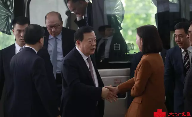 行政長官李家超、中央政府駐港聯絡辦主任鄭雁雄、中央政府駐港聯絡辦副主任盧新寧到場。大公文匯網圖片