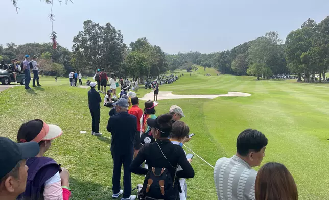 南非選手保美斯特感激香港市民到現場支持球手，表示會繼續盡力打出好表現。 巴士的報記者攝