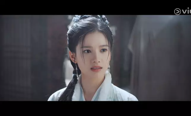 花芷（張婧儀飾）