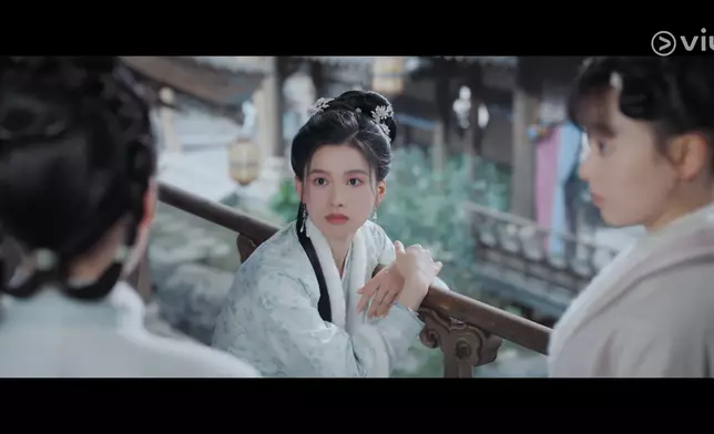 花芷（張婧儀飾）