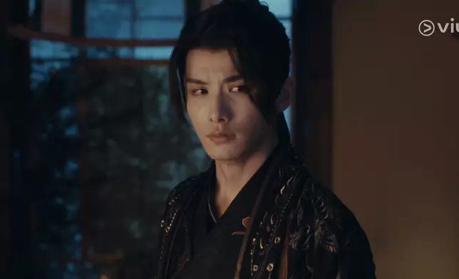 赫連曦（趙弈欽飾）