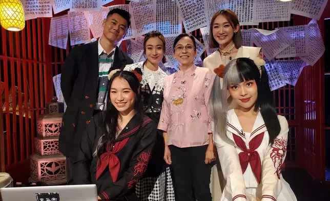 大合照，前排左起：湯之欣、黃瀅仴