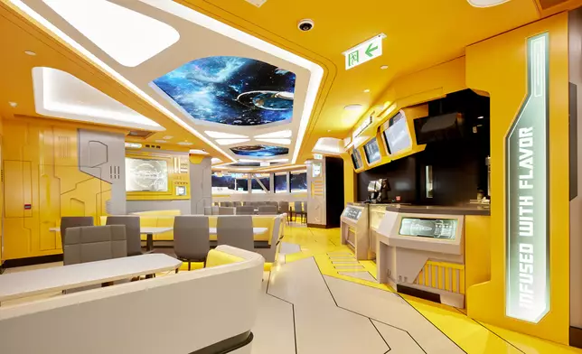 餐廳內部以大型太空飛船方舟The ARK作為設計理念。