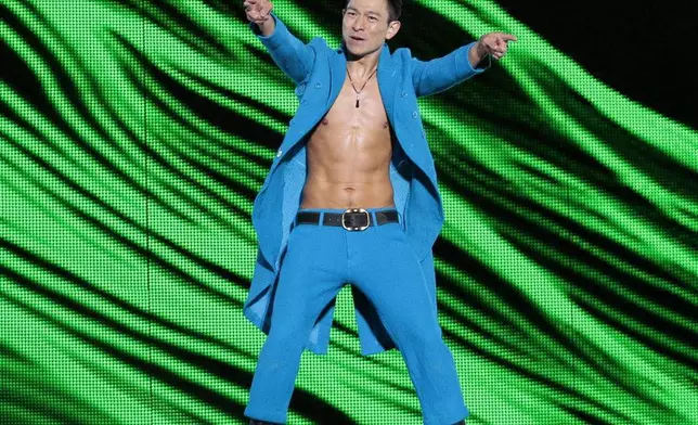 近日網傳天王嫂朱麗蒨懷上二胎，令62歲的劉德華再度當爸爸。