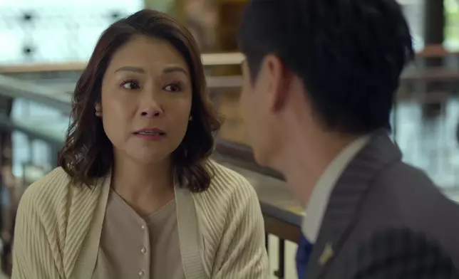 今晚一集，家碧同智斌講番當年調包一事時，一直強忍悲痛，張鳳妮呢幕唔單止個樣有戲，全程哽咽嘅聲線更增強了場口的感動感。