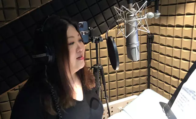 家應該想不到平時親和力十足的她會嘗試這樣的題材，真要拭目以待！