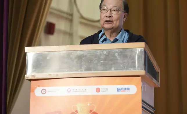 民建聯會務顧問譚耀宗致辭。