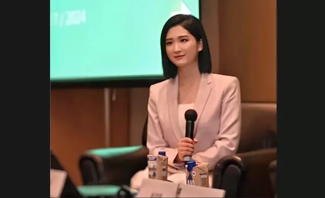 首次作書展講座主持，表現淡定