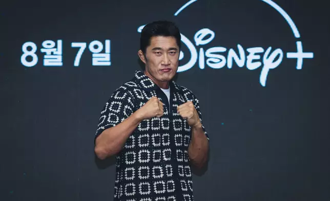 四肢發達頭腦簡單的金東炫（Disney+提供圖片）