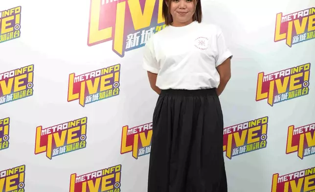 鄧小巧新歌《神愛世人》獲偶像林宥嘉作曲填詞兼客串MV。