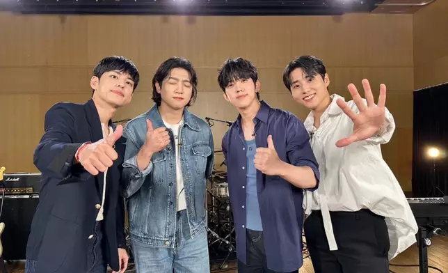 DAY6登上IU的節目（DAY6 twitter圖片）