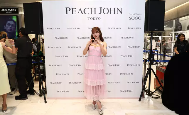 日本超人氣女神三上悠亞來港出席日本殿堂級人氣內衣品牌PEACH JOHN活動。