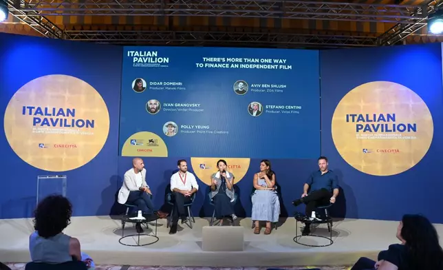 監製楊寶文（圖中）出席由Cinecitta於威尼斯國際影展市場舉辦、以「There’s More Than One Way to Finance an Independent Film」為題的座談會，並擔任主講嘉賓之一，與其他來自歐美的電影人共同分享獨立電影的創作機遇。