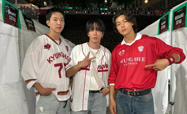 樂團CNBLUE到慶熙大學參與秋季慶典（CNBLUE twitter圖片）