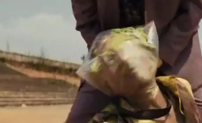 最終「惡有惡報」被就地正法，遭膠袋笠頭殺害！