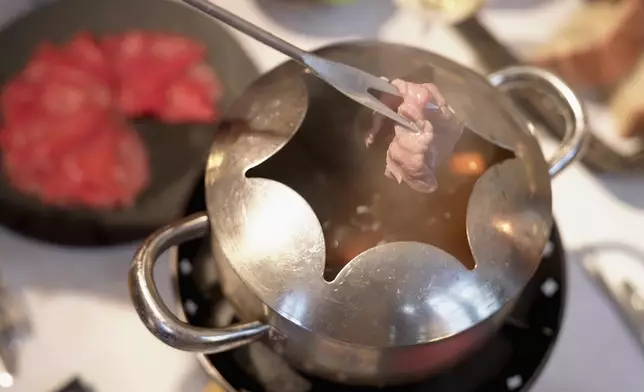 瑞士牛肉火鍋味道竟然似shabu shabu？！