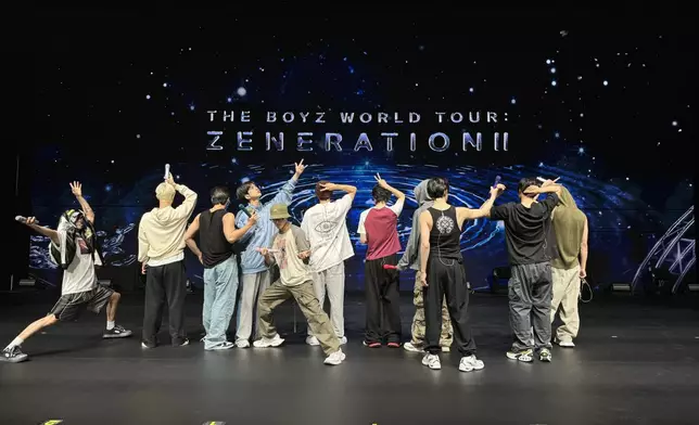 THE BOYZ這次在《ZENERATION II》中呈現更升級的舞台演出（THE BOYZ官方Twitter圖片）