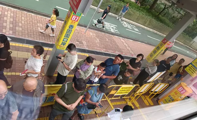 城巴來往上水及香園圍口岸的B7路線加價13%，加幅最高。資料圖片